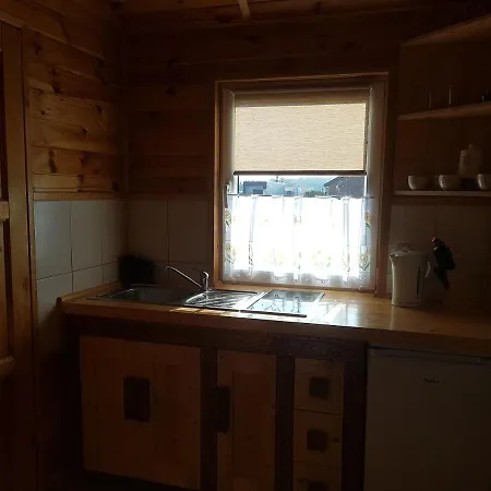 Letniskowe Poranek Lodge