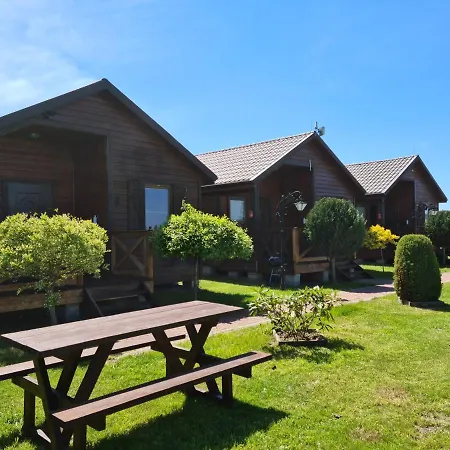 Letniskowe Poranek Lodge