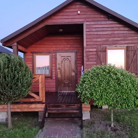 Letniskowe Poranek Lodge *