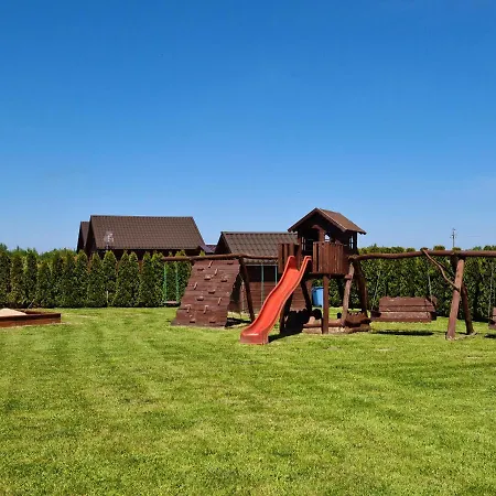 Letniskowe Poranek Lodge